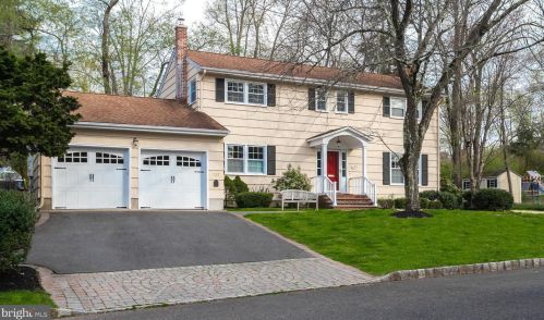 135 Leabrook Ln, Princeton, NJ 08540-3621