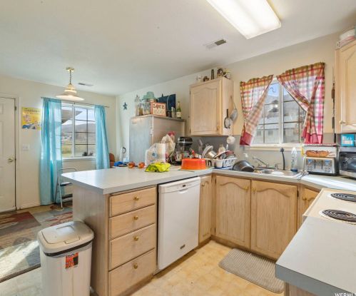 60 200, Wellsville UT 84339-9703 exterior