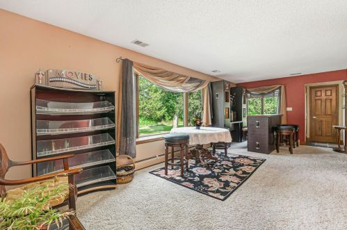 2071 61 Ave, Hobart IN 46342-6517 exterior