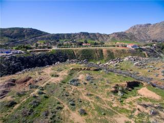 22350 Roxanne Rd, Colton, CA 92324-9667