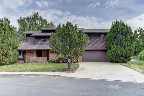 1089 Fairway Ct, Boulder, CO 80303-2931