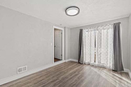 4650 Yale Ave, Denver CO  80222-6538 exterior
