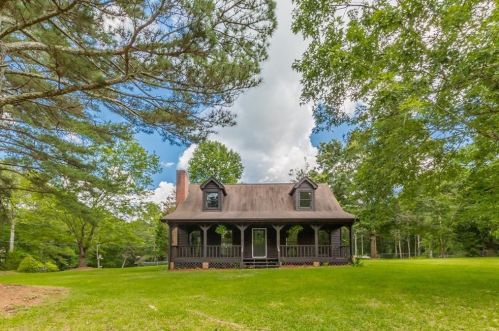 91 Chipley Creek Dr, Villa Rica, GA 30180-4024