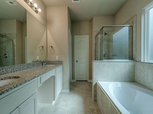 1733 Cindy Ln, Conroe TX  77304-3159 exterior