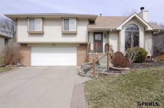 3272 Tammy St, Bellevue, NE 68123-2609