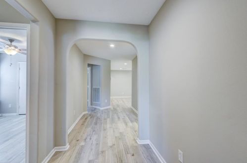 9730 Gulfstream Dr, Conroe TX  77303-4096 exterior