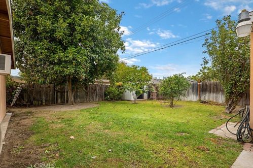 3139 Tyler Ave, Anaheim CA  92801-6039 exterior