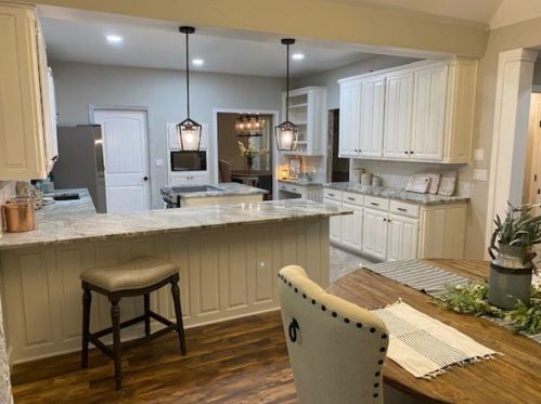 6005 Autumn Hills Dr, Fort Worth TX  76140-9695 exterior