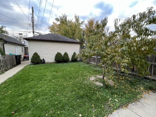 3313 Berteau Ave, Chicago IL  60618-2305 exterior