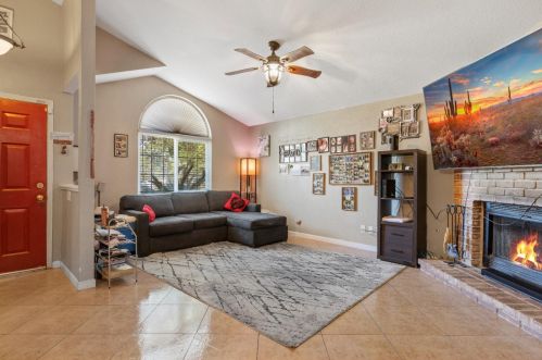 4017 Gagos Dr, Modesto, CA 95356-9409