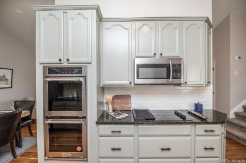 6297 Niagara Ct, Englewood CO 80112-1011 exterior