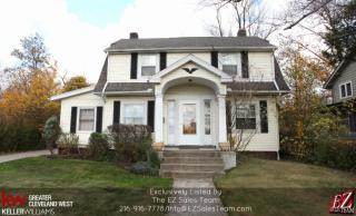 2185 Stillman Rd, Cleveland OH  44118-2829 exterior