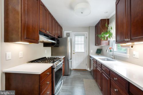 9605 Sutherland Rd, Silver Spring MD 20901-2314 exterior