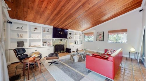 2471 Chevy Chase Dr, Glendale CA  91205-3085 exterior