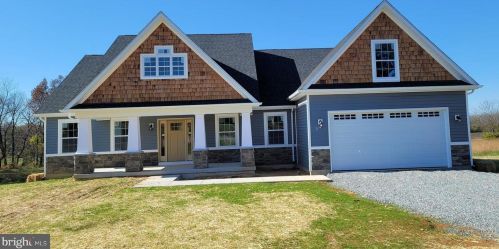 1039 Shirley Rd, Summit Point WV  25446-3678 exterior