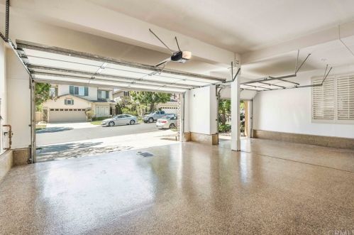 10 Brockton, Irvine CA  92620-7911 exterior