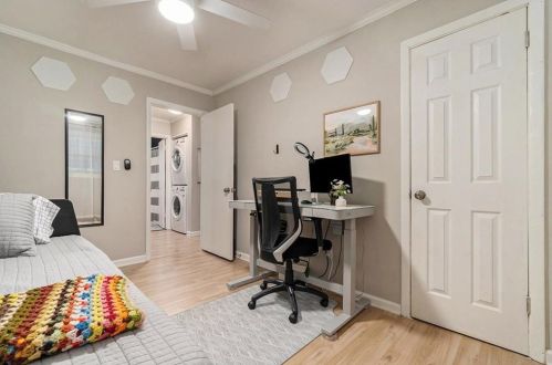 1638 Carroll Dr, Atlanta GA  30318-3608 exterior