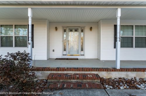 687 Route 539, Plumsted Township, NJ 08533-2105
