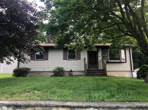 203 Prindle Ave, Ansonia, CT 06401-2538