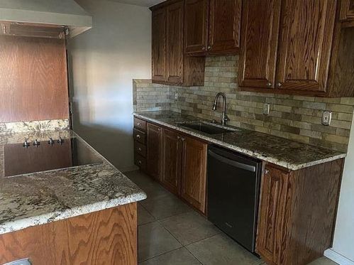 416 Everest Ct, Cedar Hill, TX 75104-2227