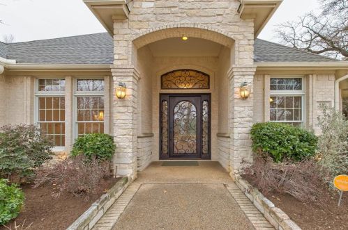 8301 Thorndyke Dr, Fort Worth TX  76182-8632 exterior