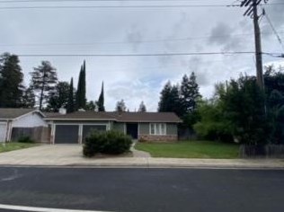 2300 Hawkeye Ave, Turlock, CA 95380-2842