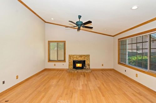 5531 Dahlia St, San Bernardino, CA 92407-2425