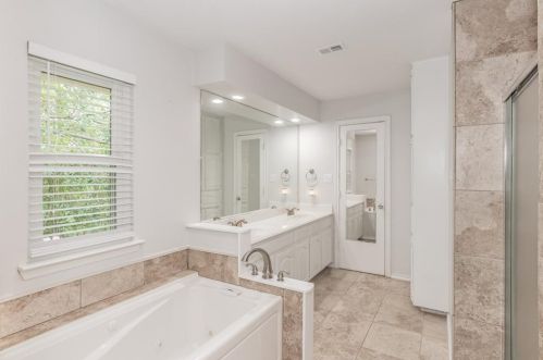 8509 Lake Country Dr, Fort Worth TX  76179-3130 exterior