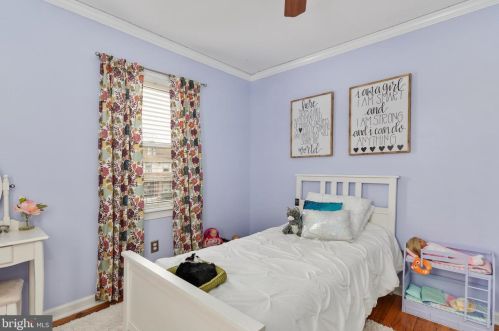 33 Linden Ave, Pitman NJ  08071-2109 exterior
