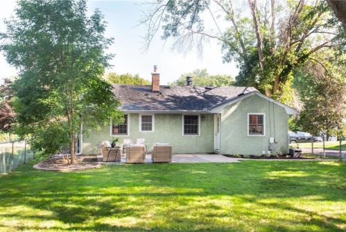 1616 Demont Ave, Saint Paul MN  55109-2112 exterior