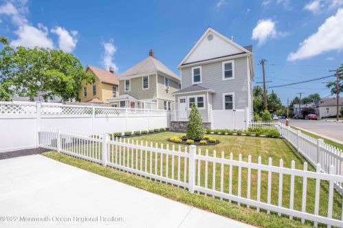 22 High St, Tinton Falls NJ  07724-3451 exterior