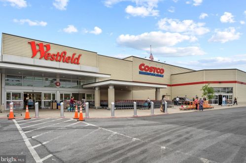 2019 Westchester Dr, Silver Spring MD 20902-3563 exterior