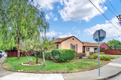 601 Albacete Dr, Vacaville, CA 95688-4404