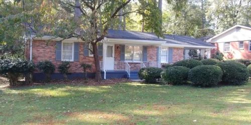 3546 Glenview Cir, Atlanta, GA 30331-2412