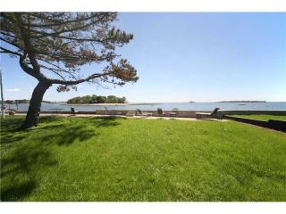 14 Harbor View Ave, Norwalk, CT 06854-4821