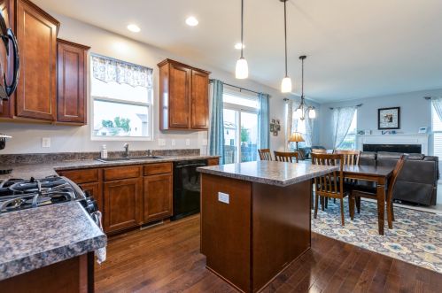 2490 Fallbrook Dr, Pingree Grove IL  60140-9059 exterior
