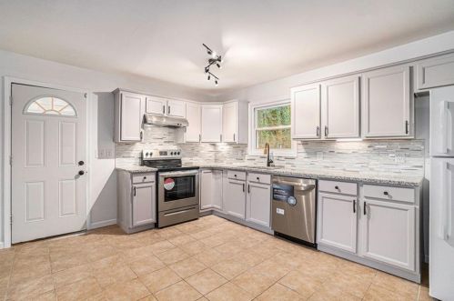4776 Apache Trl, Atlanta GA  30331-7002 exterior