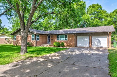 4205 Keeter Dr, Fort Worth TX  76180-7321 exterior