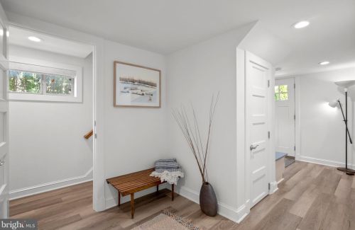 8409 Grove St, Silver Spring MD 20910-4761 exterior