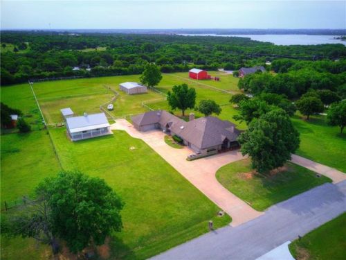 16 Filly Ln, Edmond, OK 73034-7612