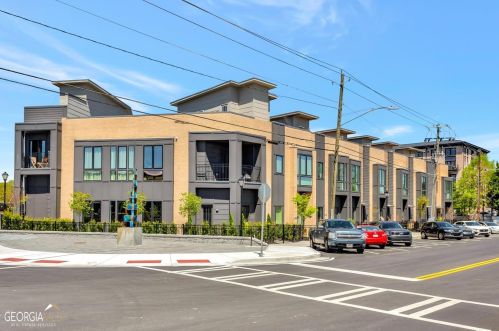 2170 Bristol Dr, Atlanta GA  30341-2536 exterior