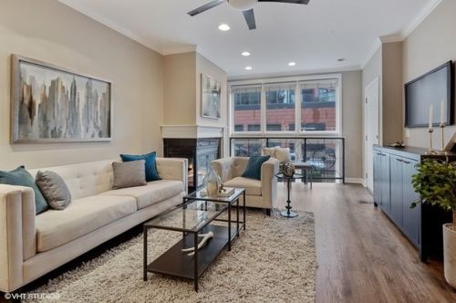 923 Altgeld St, Chicago, IL 60614-2404