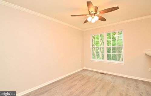 7803 Wintercress Ln, Springfield VA  22152-3842 exterior