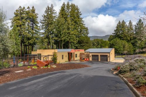 24186 Loma Prieta Ave, Los Gatos, CA 95033-9701