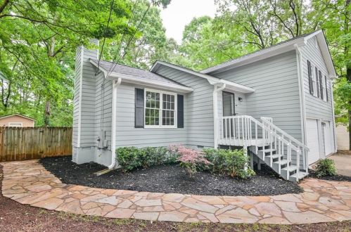4899 Cold Creek Ln, Buford, GA 30518-5929
