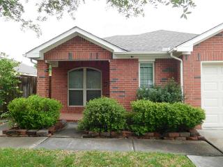 13111 Leader Trl, Houston TX  77072-2276 exterior