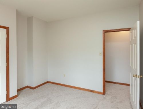 410 Wood End Ct, Charles Town WV  25414-5294 exterior