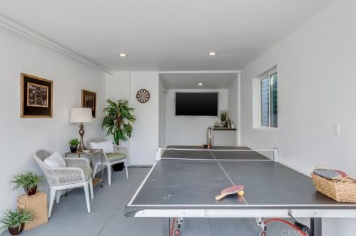 407 Harvard St, Glendale CA  91204-1204 exterior