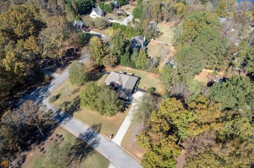 30 Lakesprings Dr, Mcdonough, GA 30252-3081