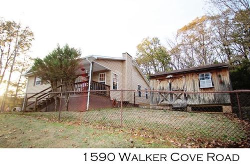 1590 Walker Cove Rd, Ravenscroft, TN 38583-8722